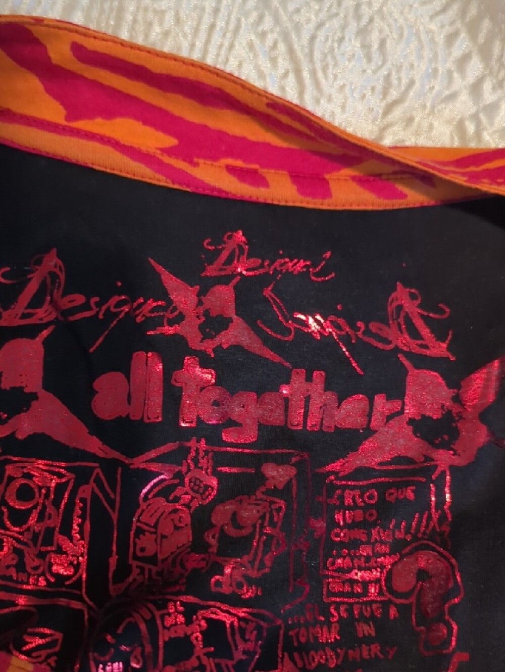 Vibrant Stretch Cotton Mixed-Print V-Neck Tunic With Illustrated Face Detail - Picture 10 of 12
